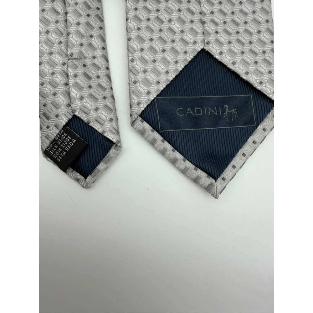 Cadini Italy Tie – Gray‎ & Silver Geometric Pattern – Brand New